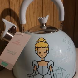 New Disney Cinderella Princess Cinderella  tea kettle teapot.   