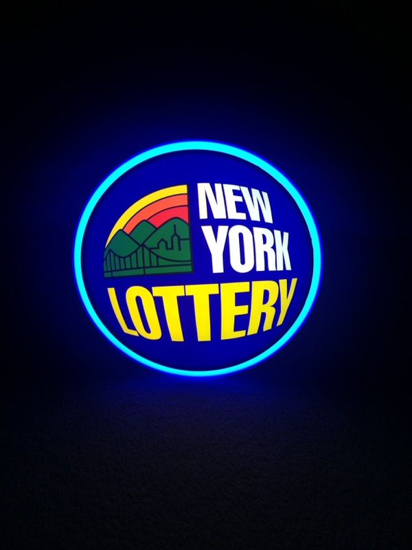 最終値下げネオン管ライト　LOTTERY NEWYORK Highly Collectible New York Lottery LED Neon Sign for Sale in NY