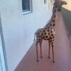 Large giraffe