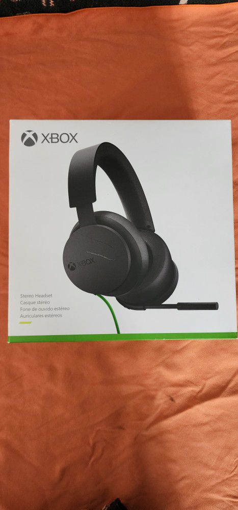 Microsoft Xbox stereo headset for Xbox series X/S, Xbox One and Windows 10