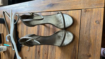 Stuart Weitzman Pewter Heel