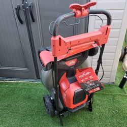 Milwaukee
M18 FUEL Brushless Cordless 21 in. Walk Behind Dual Battery Self-Propelled Mower TOOL ONLY No Bag