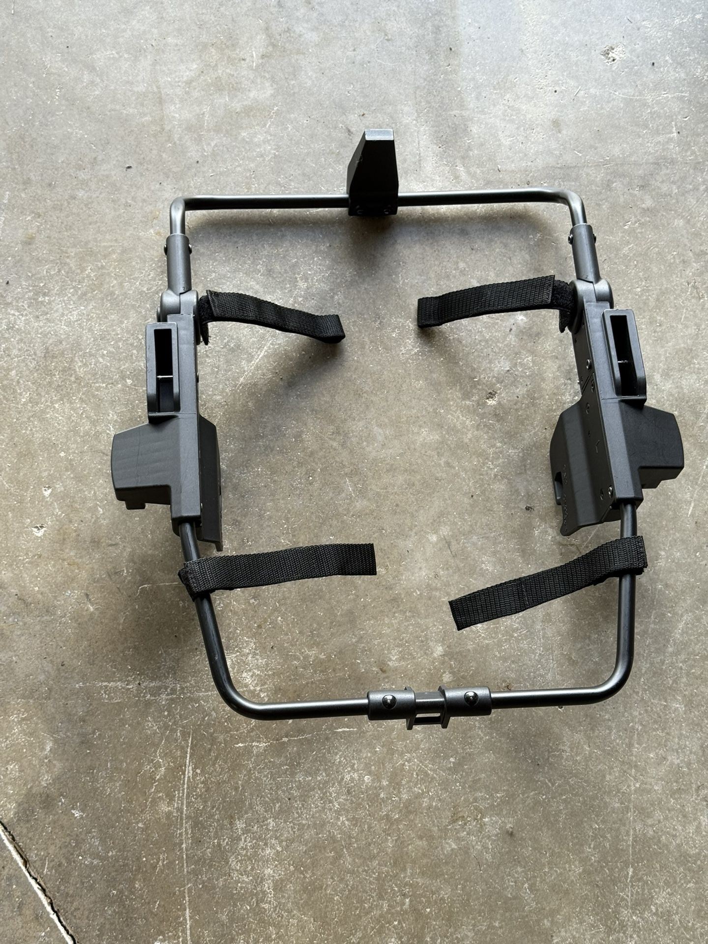 Mockingbird Car Seat Adapter