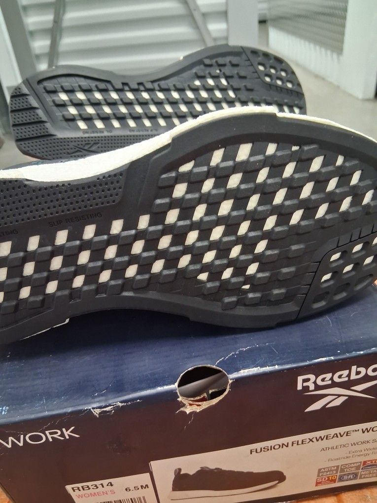 Reebok 6.5 STEELTOE WOMEN'S WORK Shoes