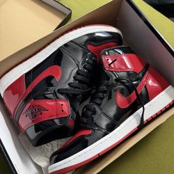 Jordan 1 Retro High OG “Patent Bred”