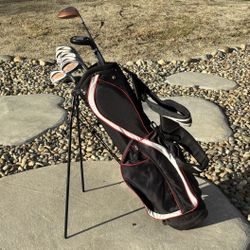 TaylorMade Burner Golf Set (Driver 10.5°, 4&5 Hybrid+3i-pw+sw+Odyssey Putter+stand bag)