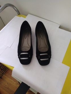 Women's 10.5 Trotters Dress Shoe