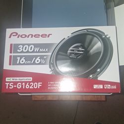 Pioneer 6.5 Door Speakers Brand New In The Box