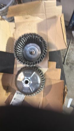 Weiler Singl row cup brush X2