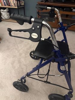 4 wheel walker with brakes