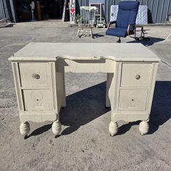 Mid 20th Century Vanity, Cottagecore Vibe