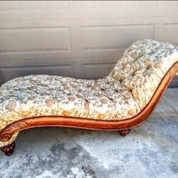 GORGEOUS VINTAGE TUFTED DAMASK CHAISE LOUNGE CHAIR 