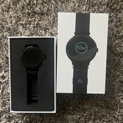 TUW Smartwatch (Tracking Your Wellness) 