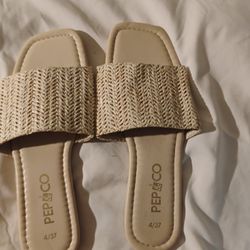 WOMAN SANDAL OPEN TOE SLIP ON FLAT HEEL ONE STRAP RHINESTONE EMBELLISHED