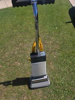 Cleaning machine