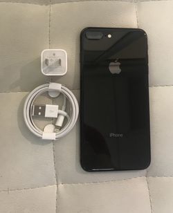 iPhone 8 Plus 64GB Factory Unlocked
