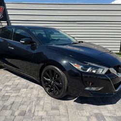 2018 Nissan Maxima SR