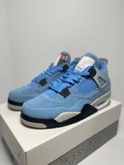 Unc Jordan 4