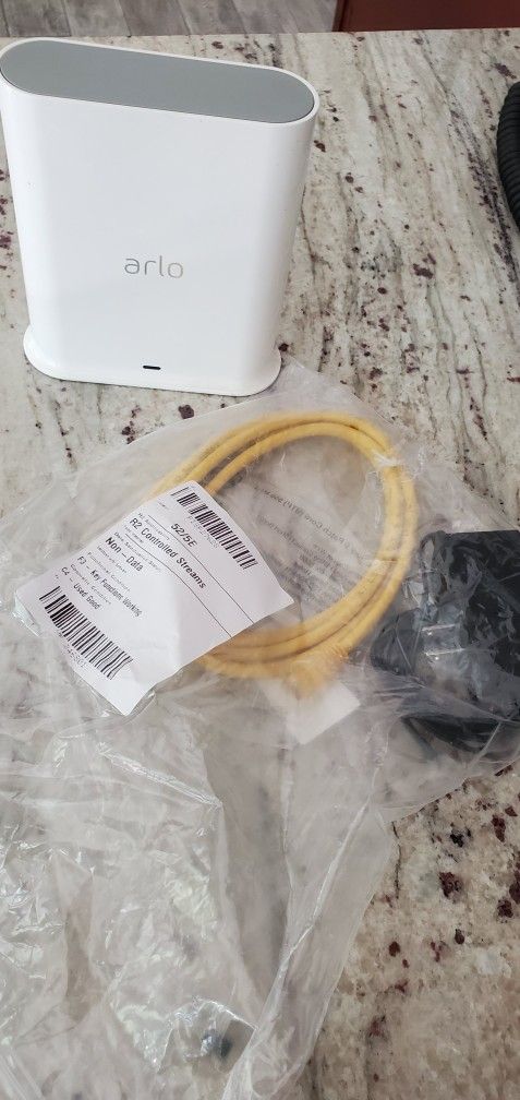 Arlo Base Hub 4540
