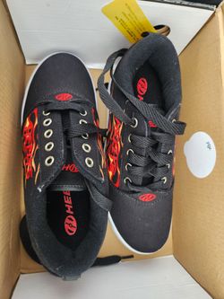 Heelys Black Flame Skate Shoes