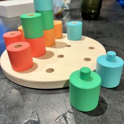 Lovevery Wooden Stacking Pegboard 