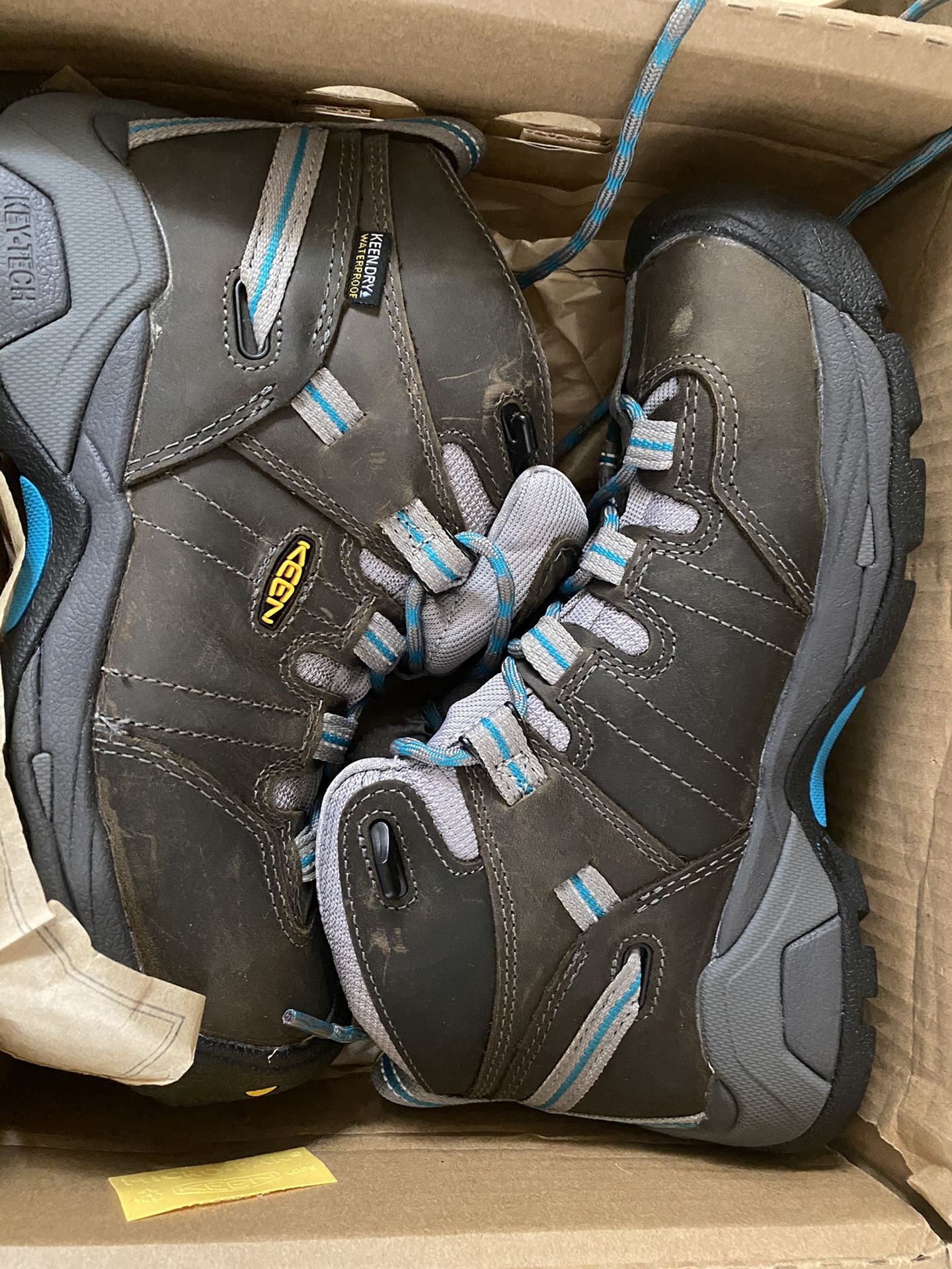Keen utility steel toe boots