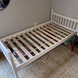 Free twin Bed