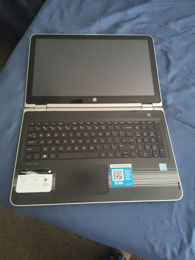 HP Pavilion x360 2n1 Convertible 15.6"