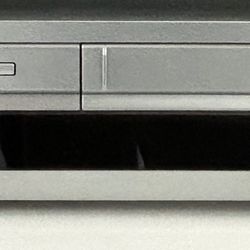 SONY VCR VIDEO CASSETTE RECORDER VHS /DVD COMBO SILVER WITH REMOTE CONTROL
