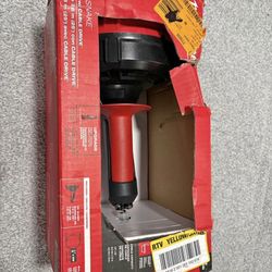 Milwaukee 25’ auger w/ cable drive