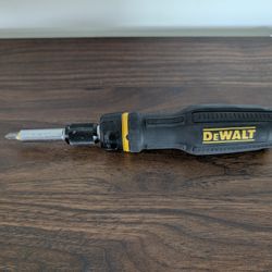 DEWALT
MAX FIT Telescoping Multi-Bit Screwdriver Set