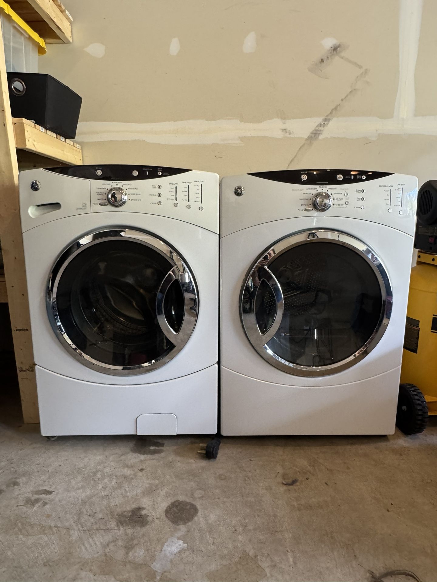 GE Front Loader Washer & Dryer Set 