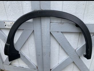 Wheel molding rear passenger sidefor mazda Cx9