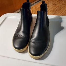 Ecco Boots Size 10