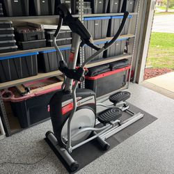 Schwinn 431 Elliptical Trainer with Digital Console & Manuals