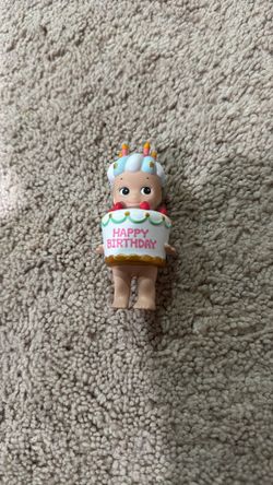 Sonny Angel White Birthday Cake