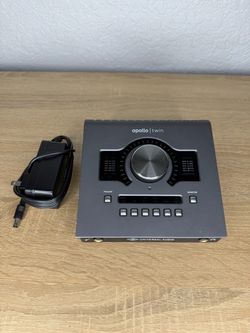 Universal Audio Apollo Twin MKII SOLO Audio Interface + Power Supply