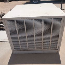 AEROCOOL LIKE NEW COMPLETE