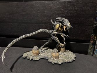 Neca Predalien