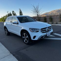 2020 Mercedes-Benz GLC 300