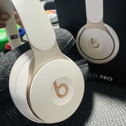Beats Solo Pro