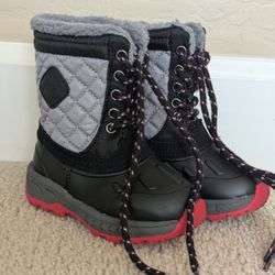Size 6 Carter's Toddler Baby Boy Snow Boots