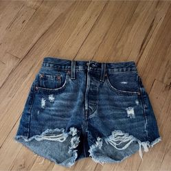 Women’s Levi’s 501 Jean Shorts