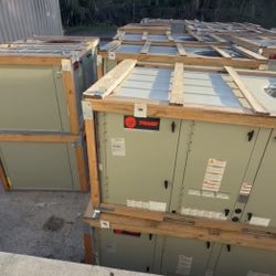 5 TON TRANE GAS PACK HIGH EFFICIENCY 230V-3PH M# YHC060E3RMA2Q94*