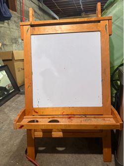 Kids art easel
