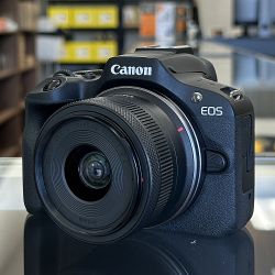 Pre-Owned Canon EOS R100 Mirrorless Camera with 18-45mm Lens