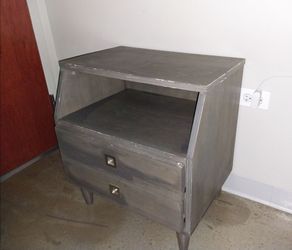 Rustic Gray 2-Drawer Nightstand / End Table