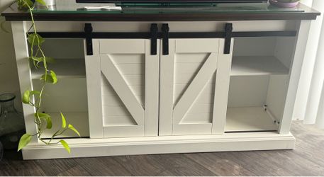 Farm house tv stand