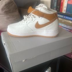 Brand New Air Force 1 07 Mid 