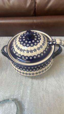 Blue Rose Polish pottery soup tureen  Flowering peacock